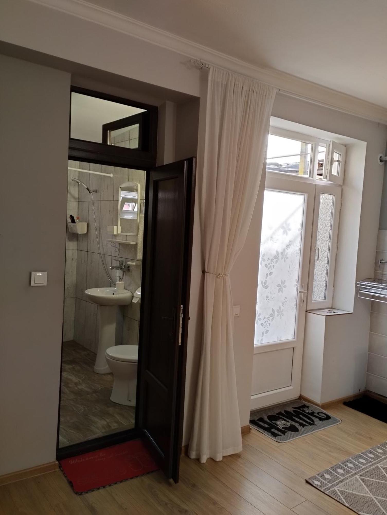 Kacharava Apartments Tbilisi ภายนอก รูปภาพ